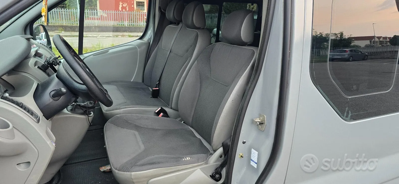 Opel Vivaro 2008 photo 5