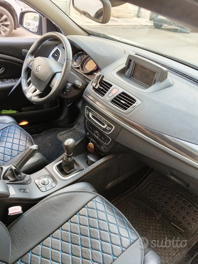 Renault Megane 2010 photo 4