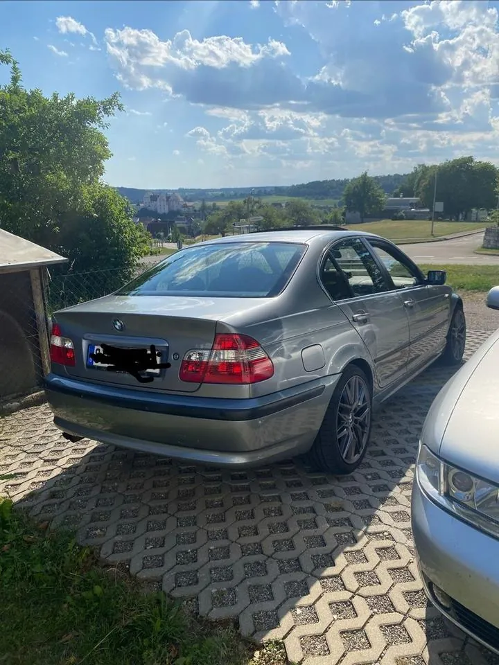 BMW 325I