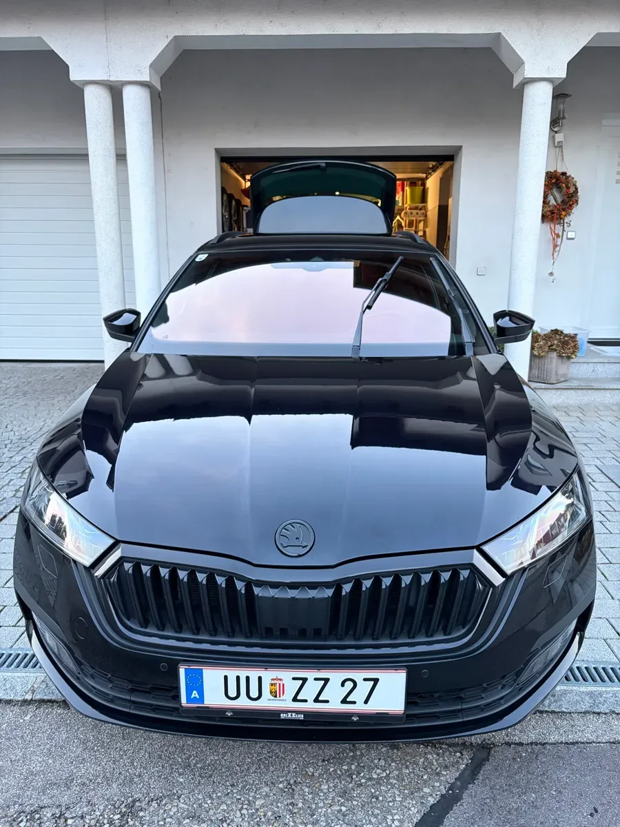 Skoda Octavia 2021 photo 3