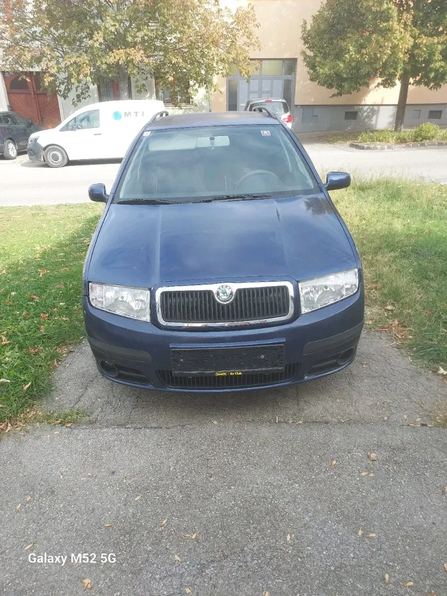 Skoda Fabia 2007 photo 3