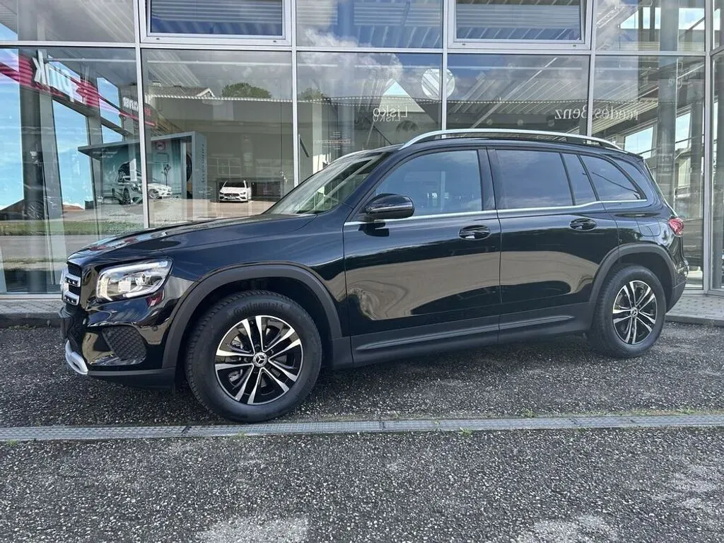 Mercedes-Benz Glb 2023 photo 2