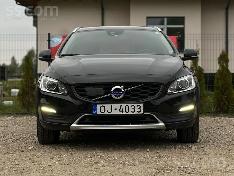 Volvo V60 2016 photo 2