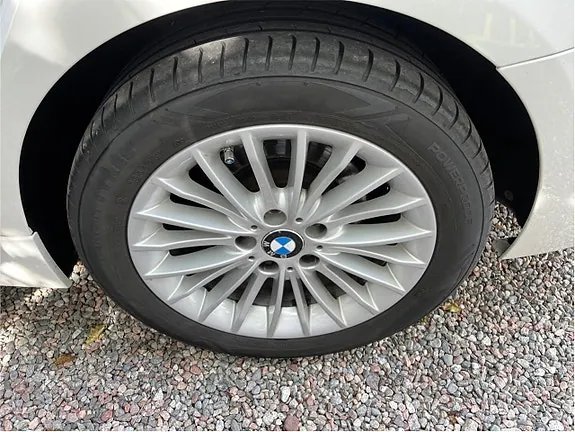 BMW 320 2016 photo 4
