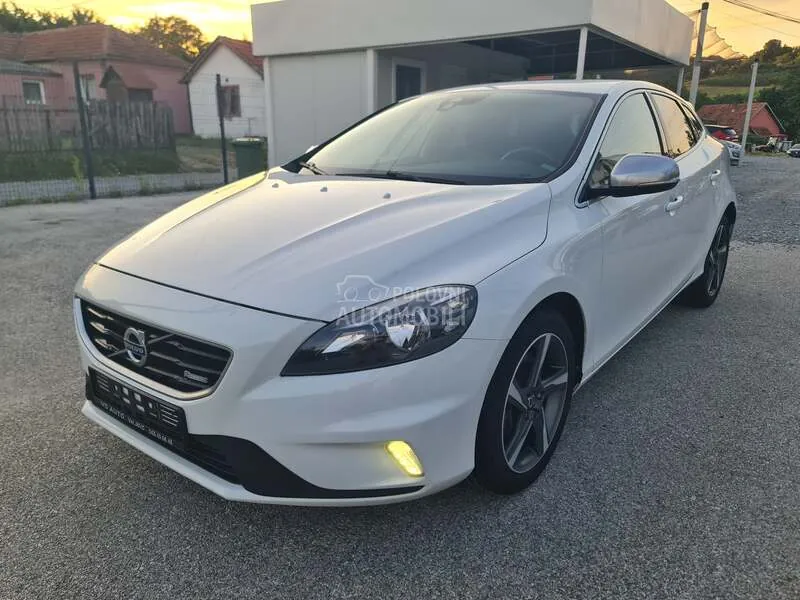 Volvo V40 2012 photo 3