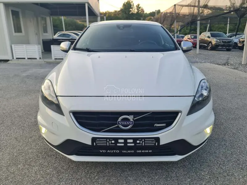 Volvo V40 2012 photo 4