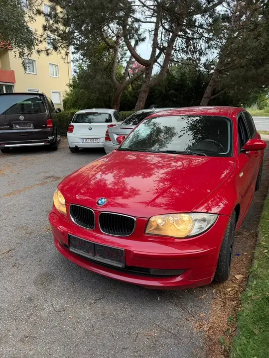 BMW 1 Series 2008 photo 2