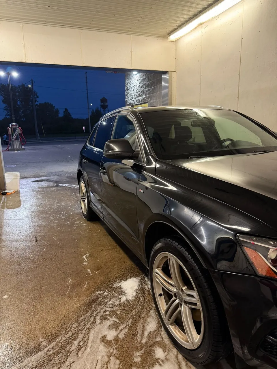 Audi Q5 2010 photo 2
