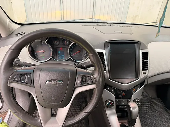 Chevrolet Cruze 2010 photo 4