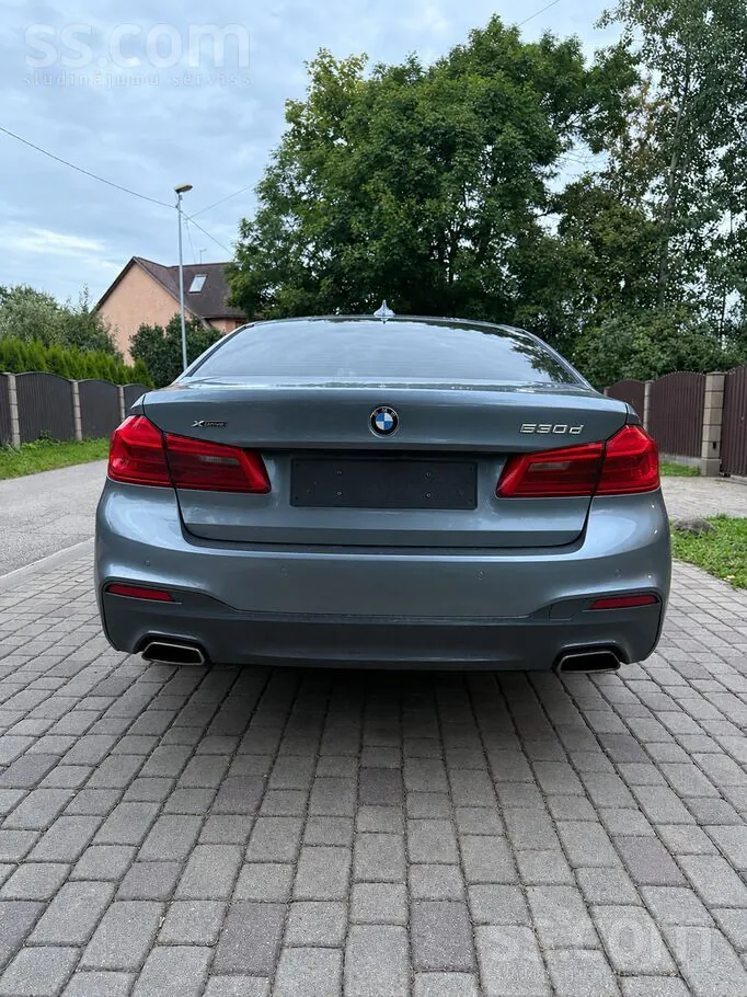 BMW 530D 2019 photo 2