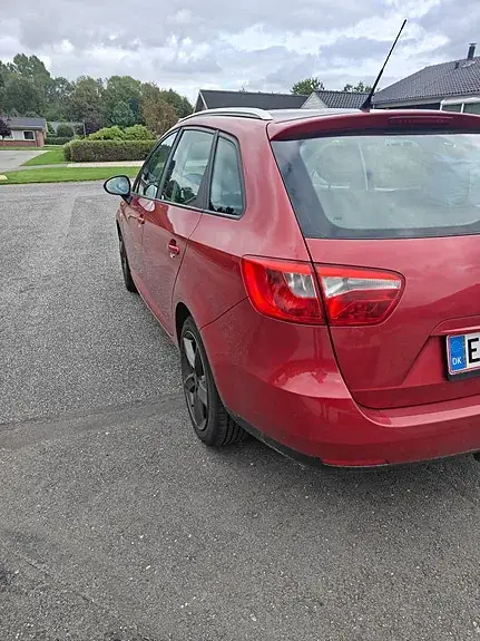 Seat Ibiza 2011 photo 5