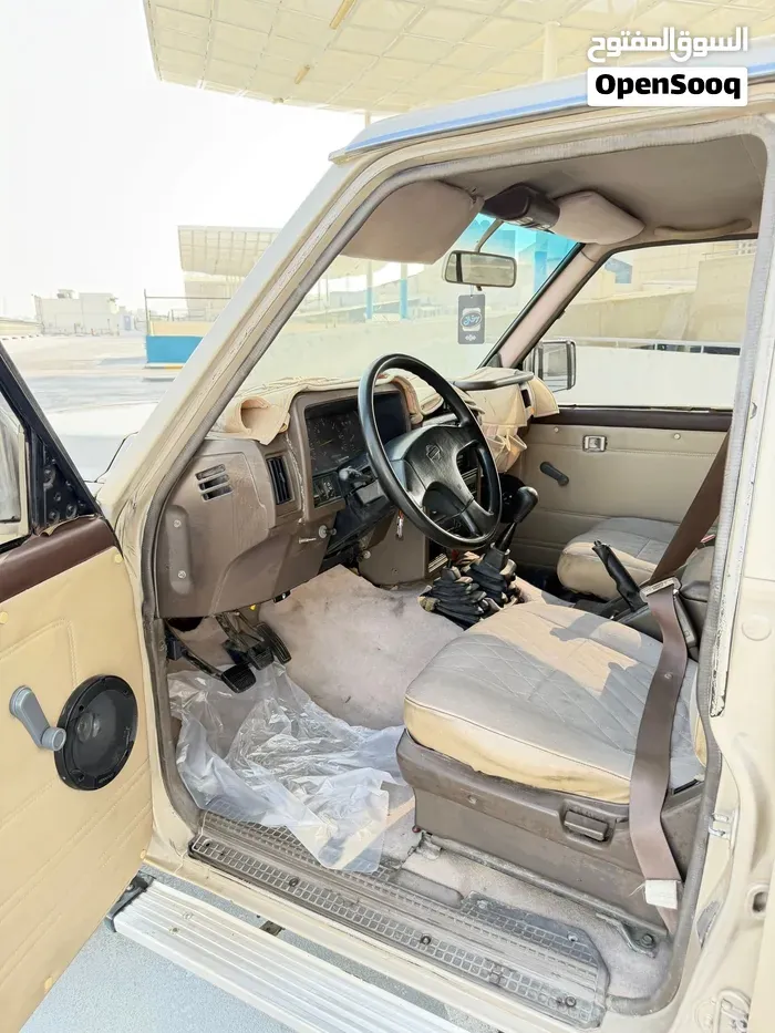 Nissan Patrol Se 1993 photo 4