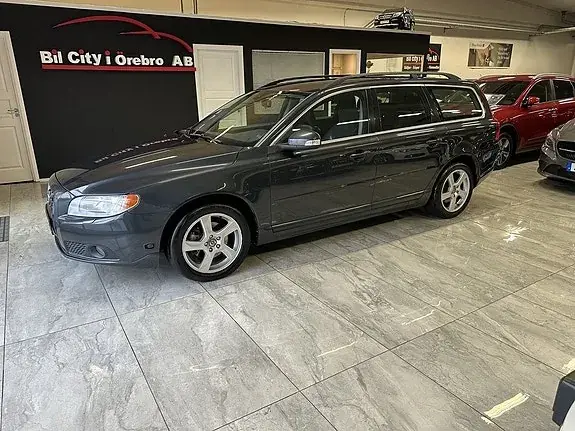 Volvo V70 2011 photo 3