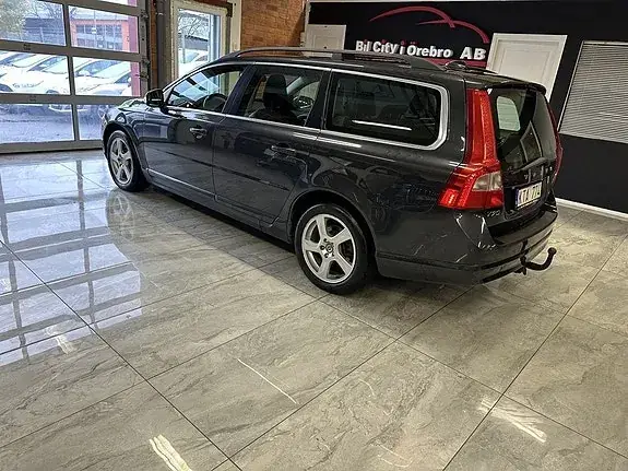 Volvo V70 2011 photo 4