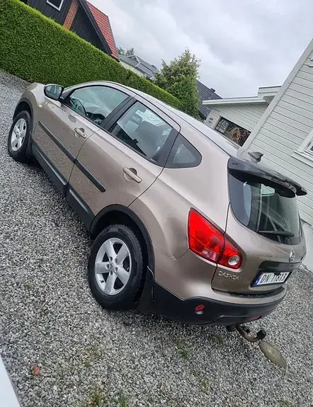 Nissan Qashqai 2009 photo 5
