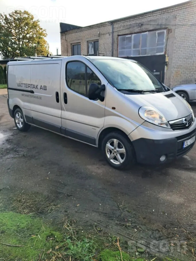Opel Vivaro 2013 photo 3