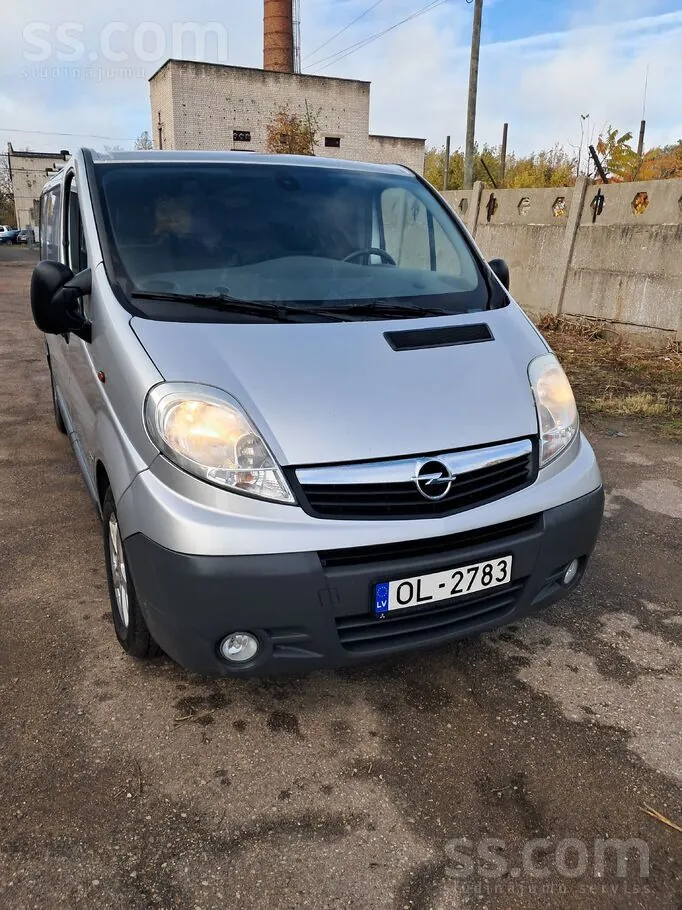 Opel Vivaro 2013 photo 5
