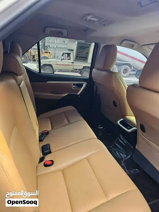 Toyota Fortuner 2020 photo 2