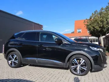Peugeot 3008 2021 photo 2