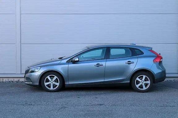 Volvo V40 2017 photo 3