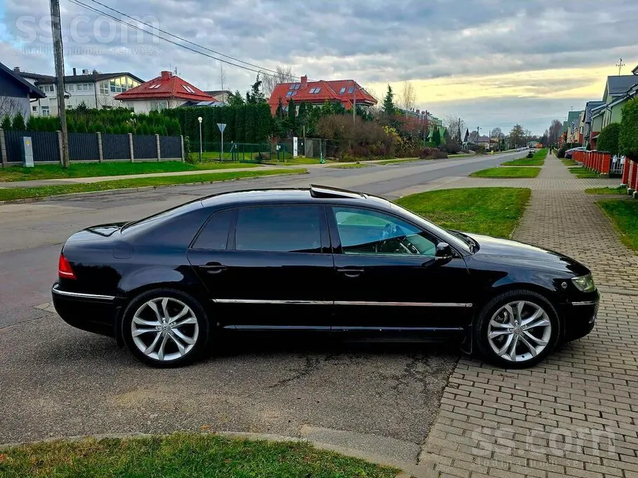 Volkswagen Phaeton 2011 photo 4