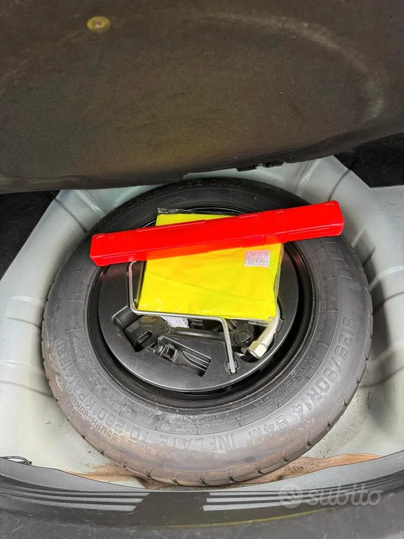 Lancia Ypsilon 2022 photo 4