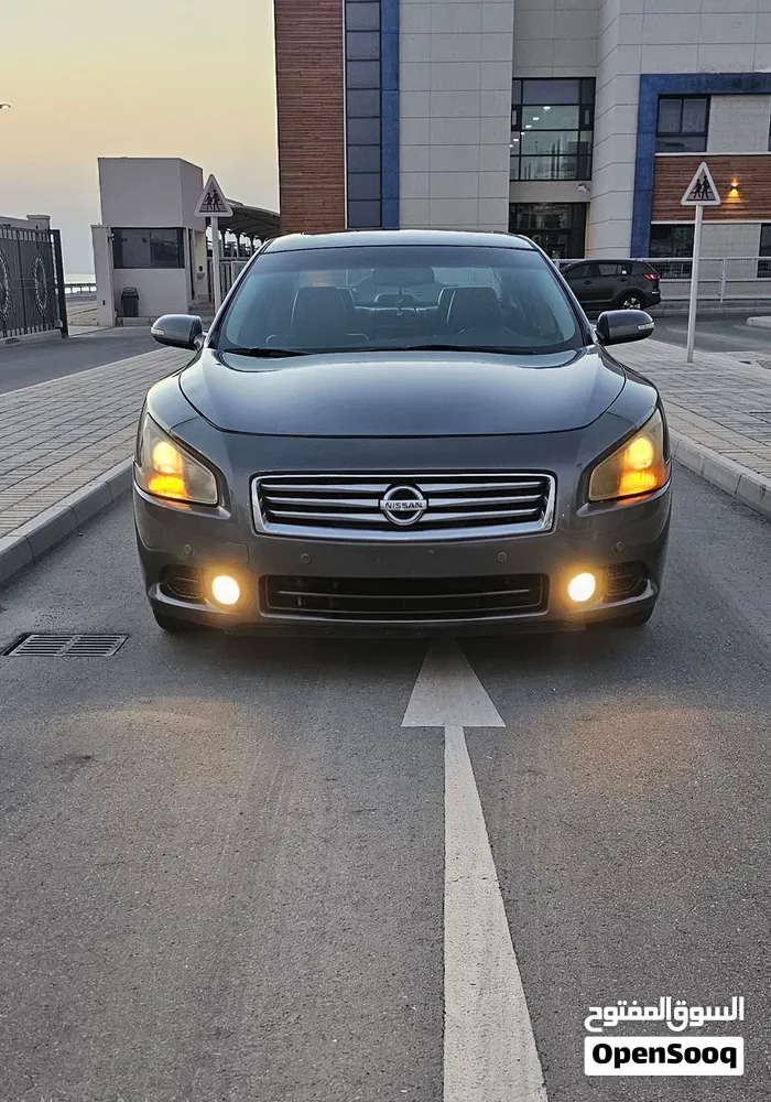 Nissan Maxima