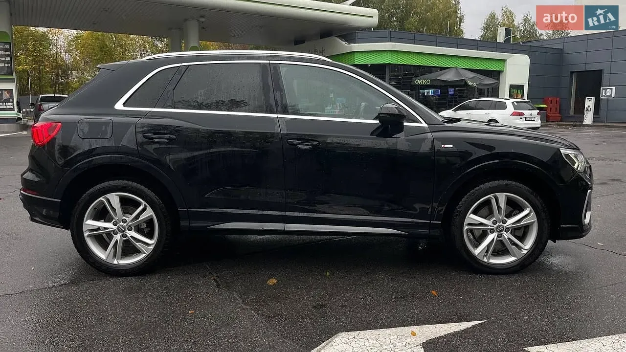 Audi Q3 2019 photo 4