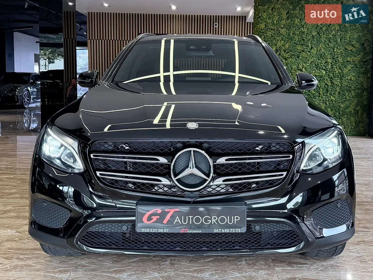 Mercedes-Benz Glc-Class 2017 photo 2