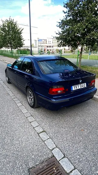 BMW 528I 1999 photo 3