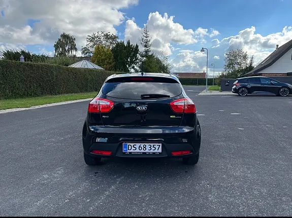 Kia Rio 2014 photo 3