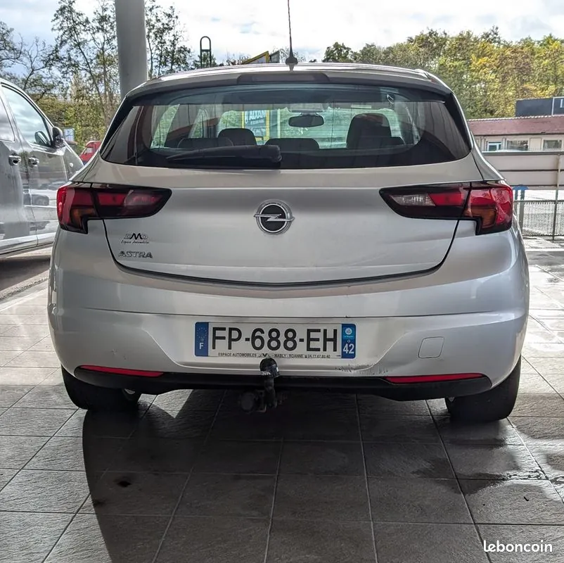 Opel Astra 2019 photo 5