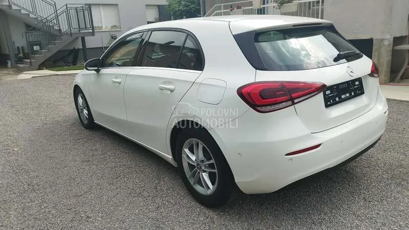 Mercedes-Benz A 180 2019 photo 4