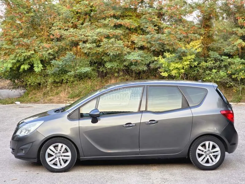 Opel Meriva 2011 photo 4