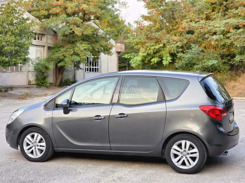 Opel Meriva 2011 photo 5