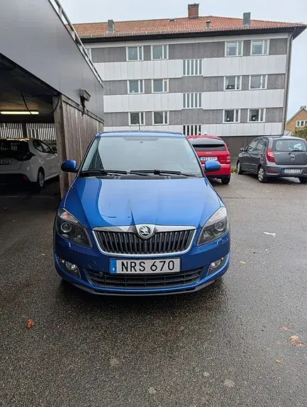 Skoda Fabia 2015 photo 2
