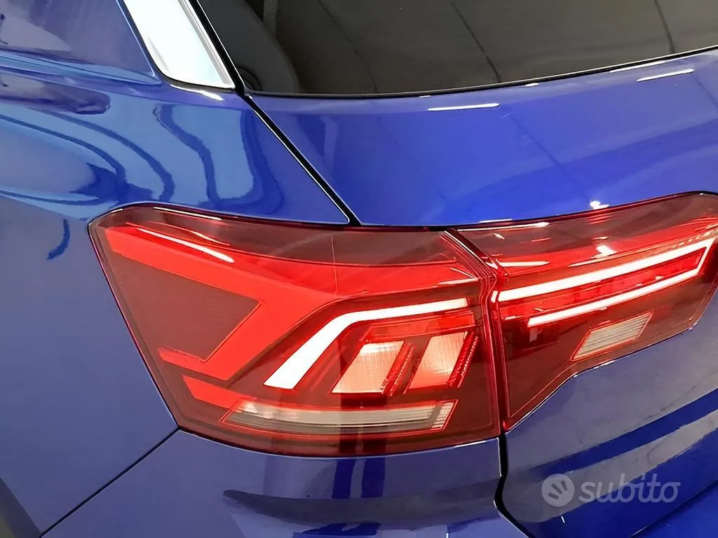 Volkswagen T-Roc 2023 photo 4