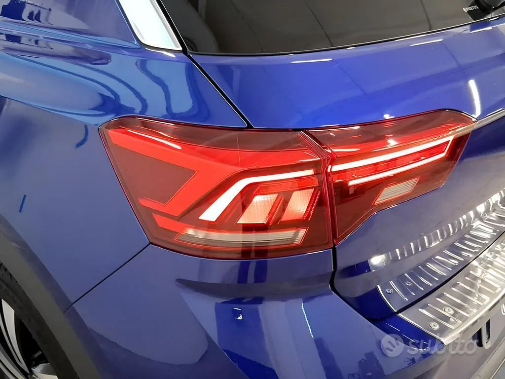 Volkswagen T-Roc 2023 photo 3