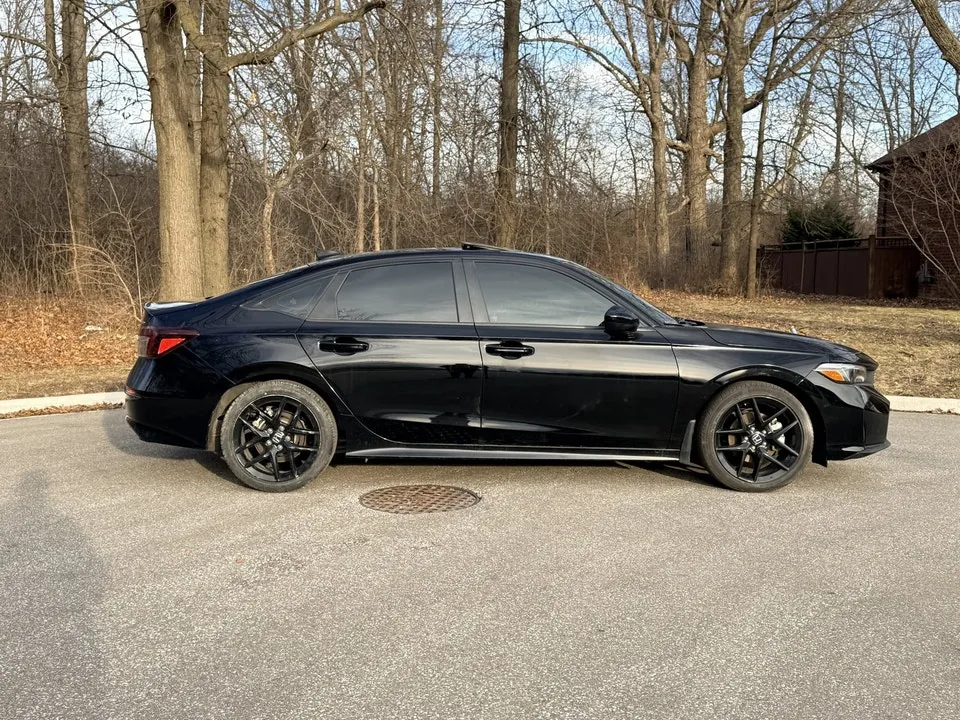 Honda Civic 2025 photo 4