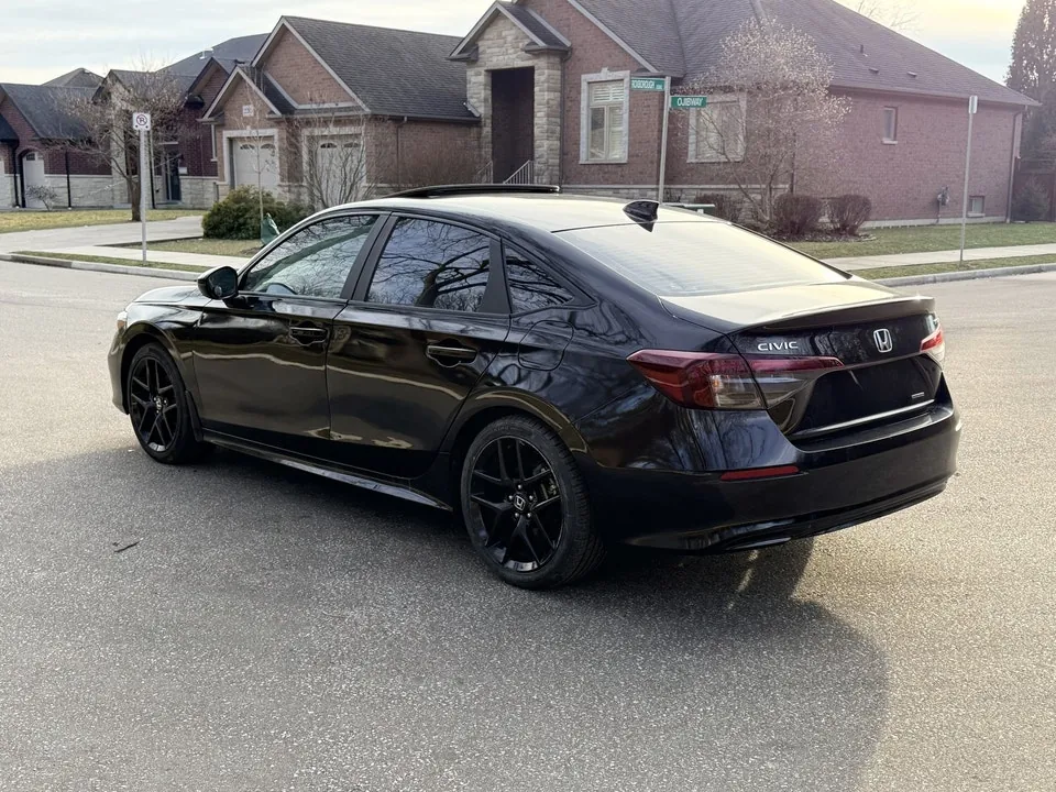 Honda Civic 2025 photo 2