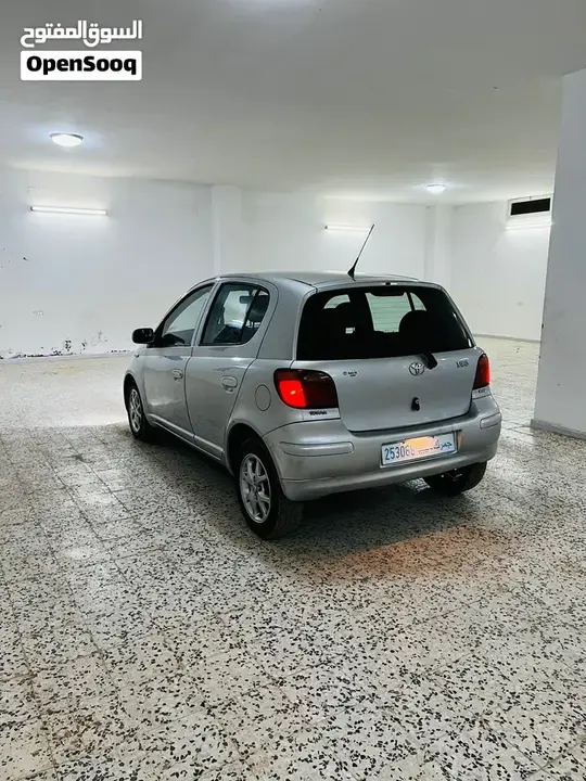 Toyota Yaris 2005 photo 4