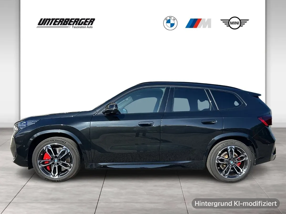 BMW Ix1 2026 photo 2