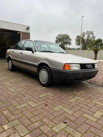 Audi 80
