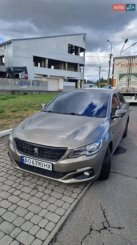Peugeot 301 2018 photo 3