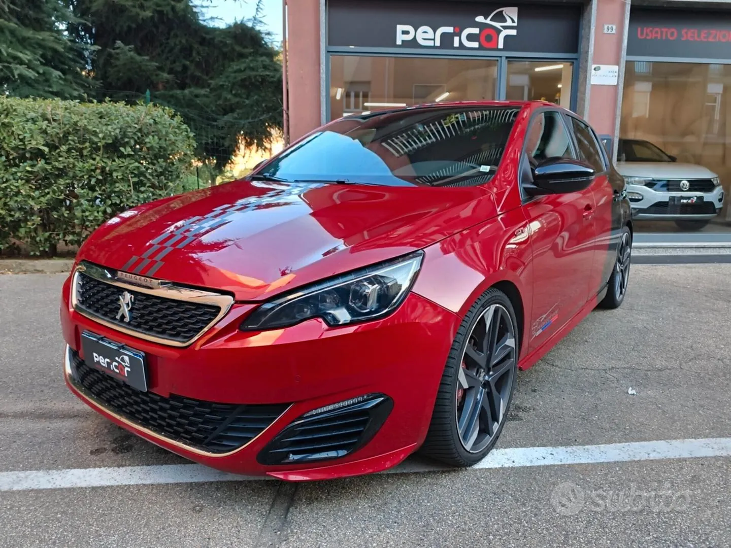 Peugeot 308 2018 photo 2