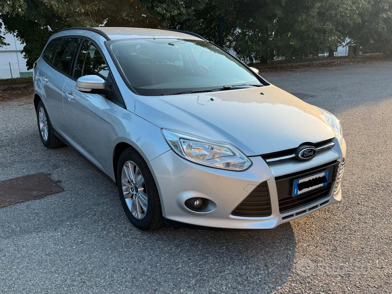 Ford Focus 2012 photo 3