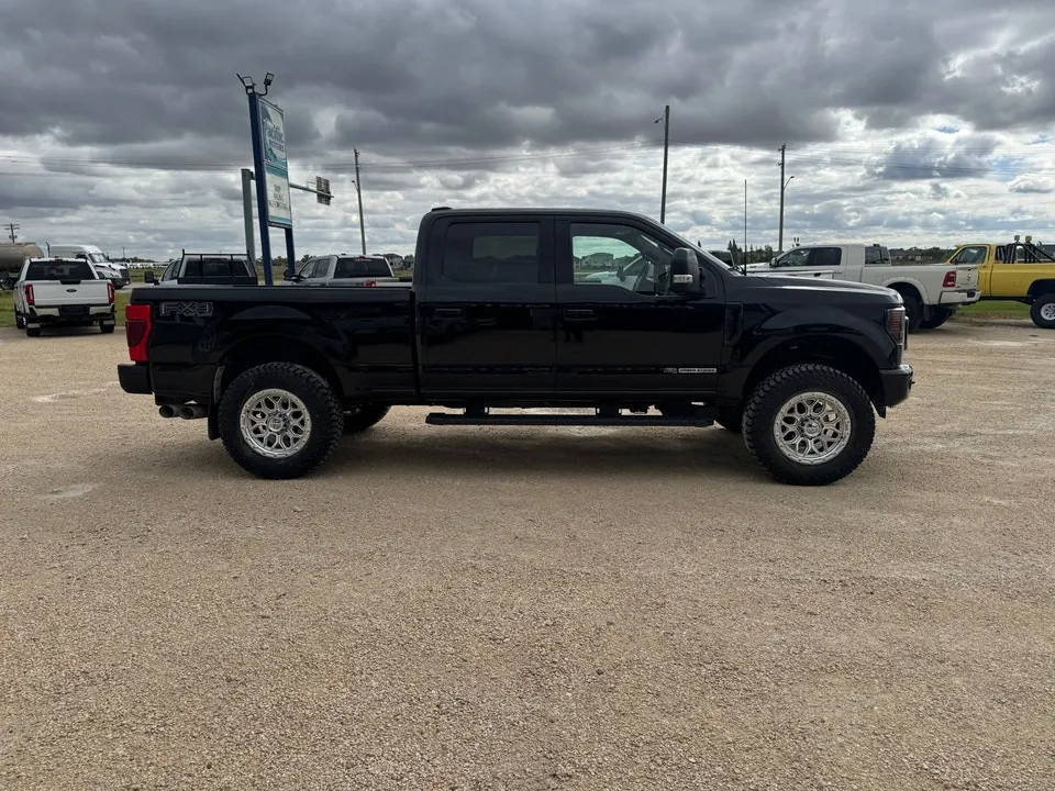 Ford F350 2022 photo 3