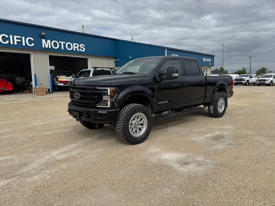 Ford F350 2022 photo 2