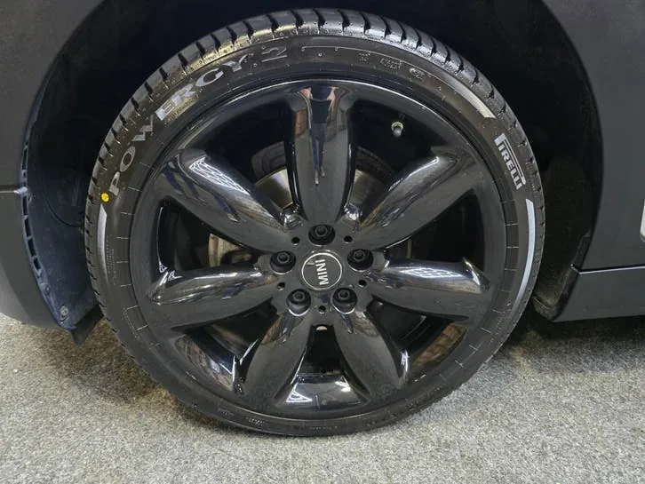 Mini Clubman 2018 photo 2