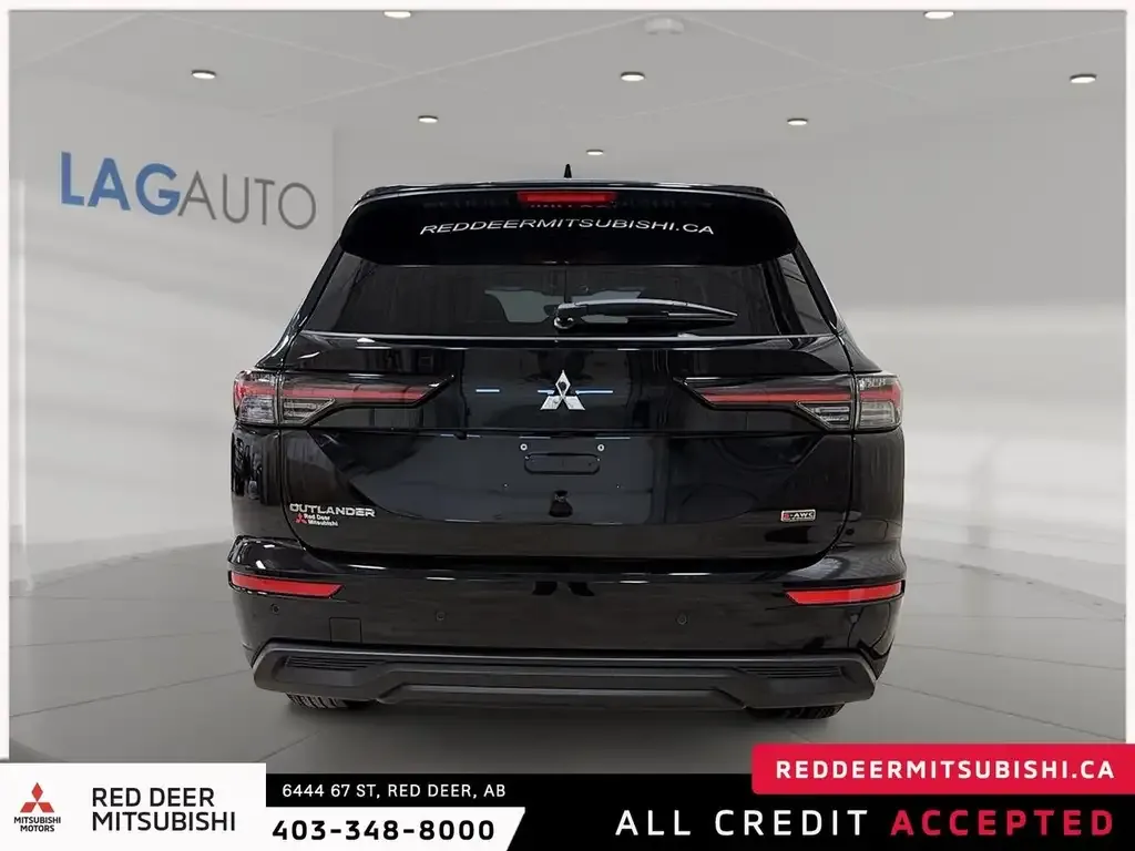 Mitsubishi Outlander 2026 photo 3